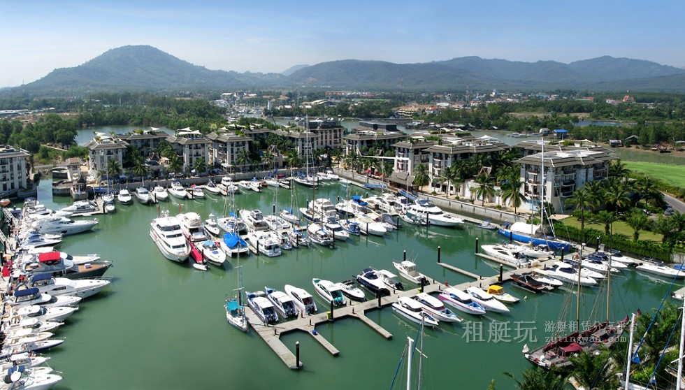 普吉皇家游艇碼頭(Royal Phunket Marina) 普吉皇家游艇碼頭(Royal Phunket Marina)